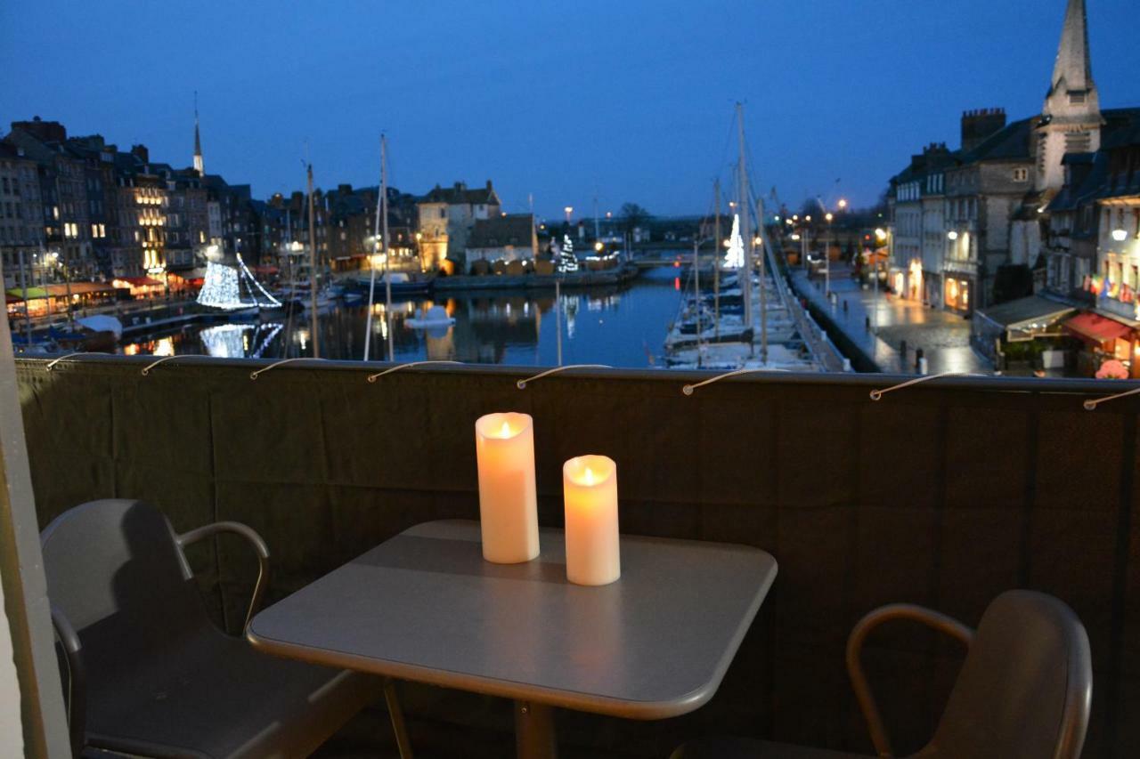 Apartamento Le Balcon Du Port Honfleur Exterior foto
